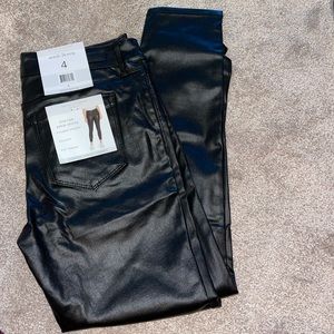 Social Standard Leather Ankle skinny’s